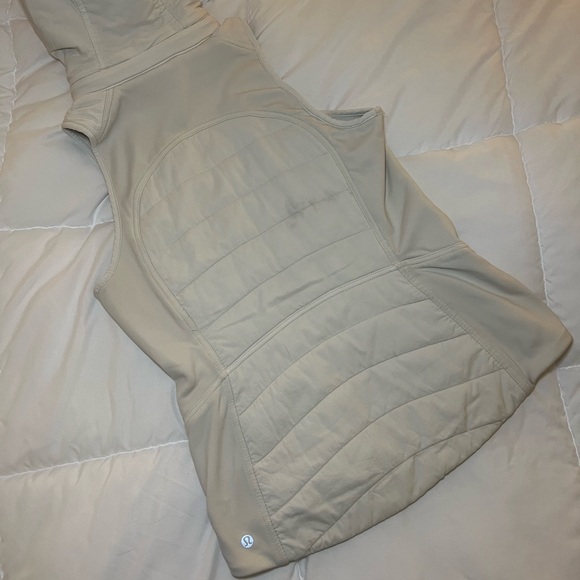 Lululemon Vest - Picture 11 of 13